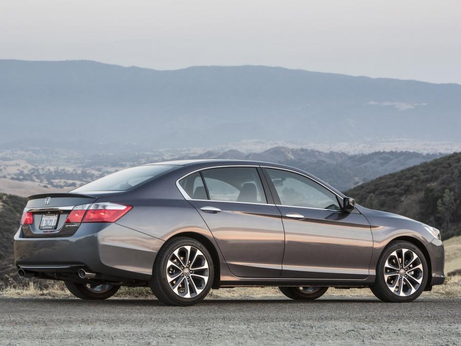  Honda Accord Sport Sedan 2013 года  (фото 123 из 147)